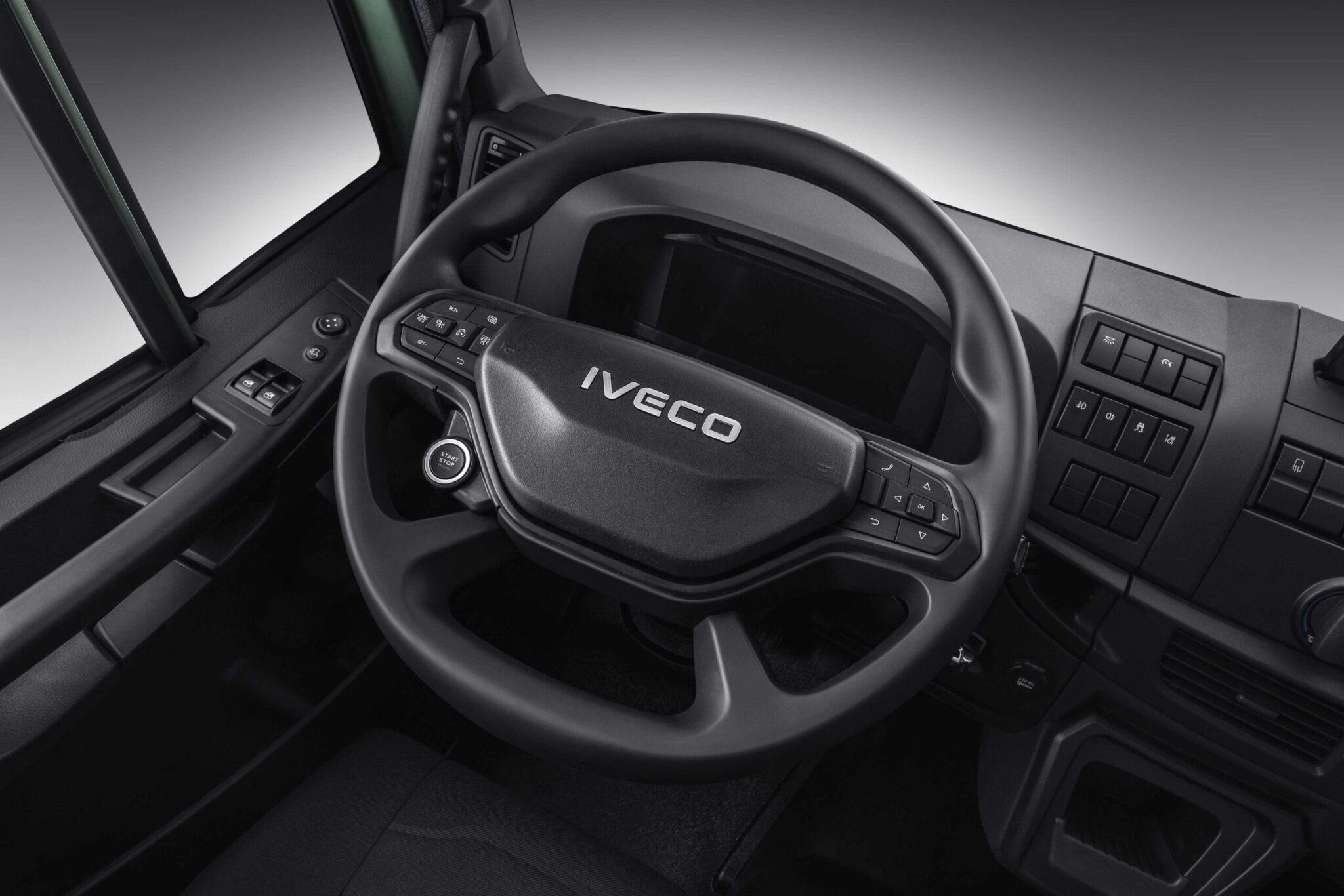 IVECO Eurocargo – New Steering wheel and controls